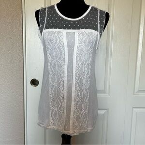 Suede White Lace Lined Sleeveless Blouse‎ Size Medium
